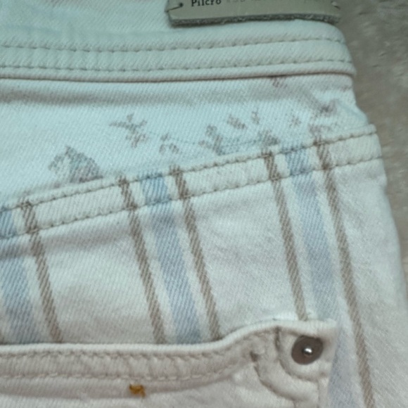 Pilcro High-Rise Striped Slim Denim Shorts 27 - Picture 5 of 7